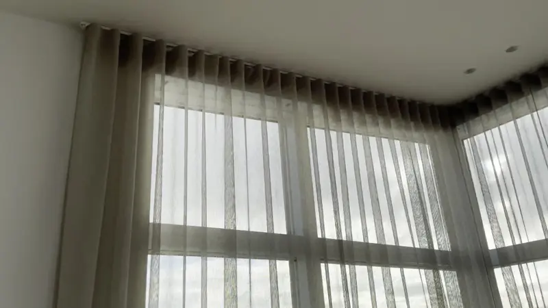 Gardínur í rými